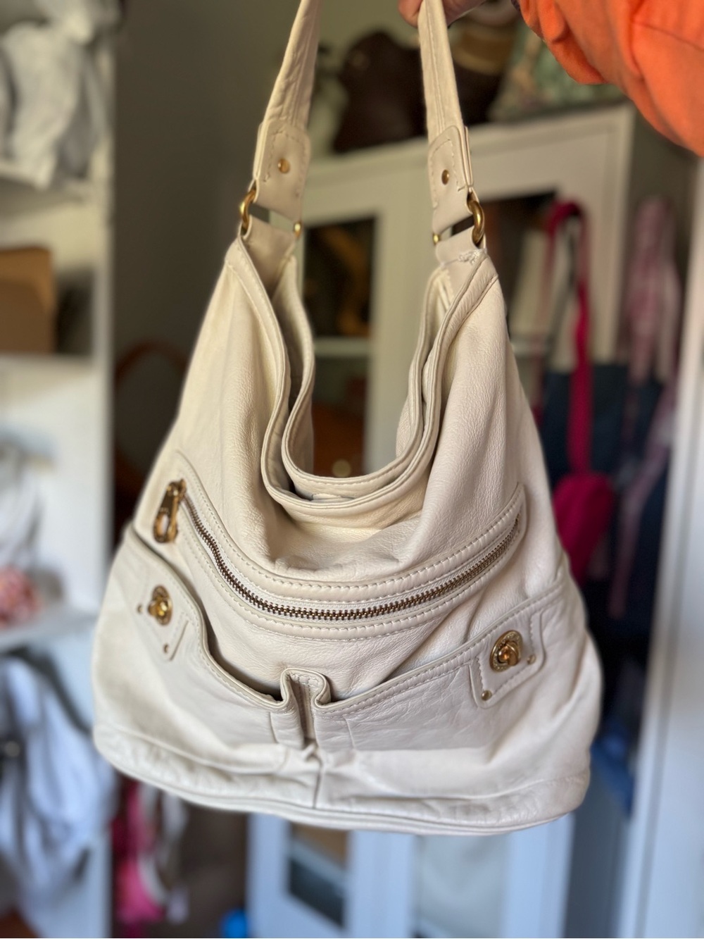 Marc by Marc Jacobs Cream Leather Shoulder Bag with Gold Hardware